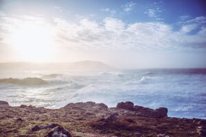 マッチングアプリで出会った相手とのデート場所は人通りが多いところがベストなのはなぜ？