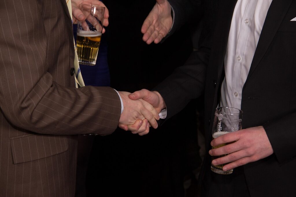 マッチングアプリで知り合いと出会う確率はどのくらい？