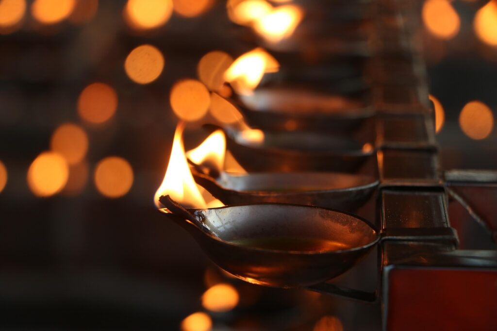 マッチングアプリで知り合いにバレるのが恥ずかしい時の対策は？