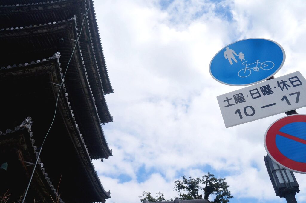 恋活や婚活におすすめのアプリで日本語対応のものは？